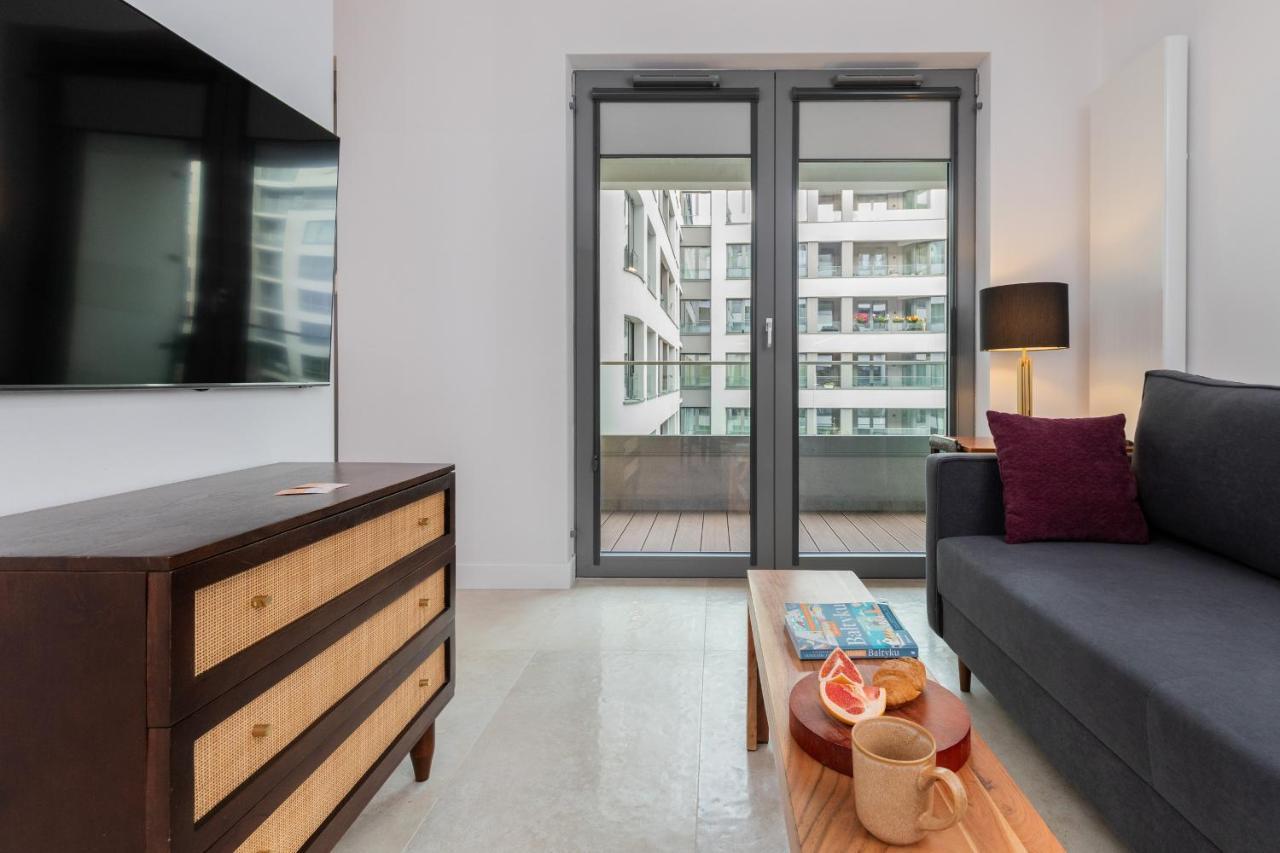 Plac Unii Apartment Gdynia City Centre By Noclegi Renters Exterior foto